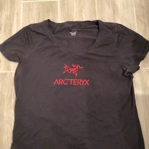 Arcteryx logo T-shirt